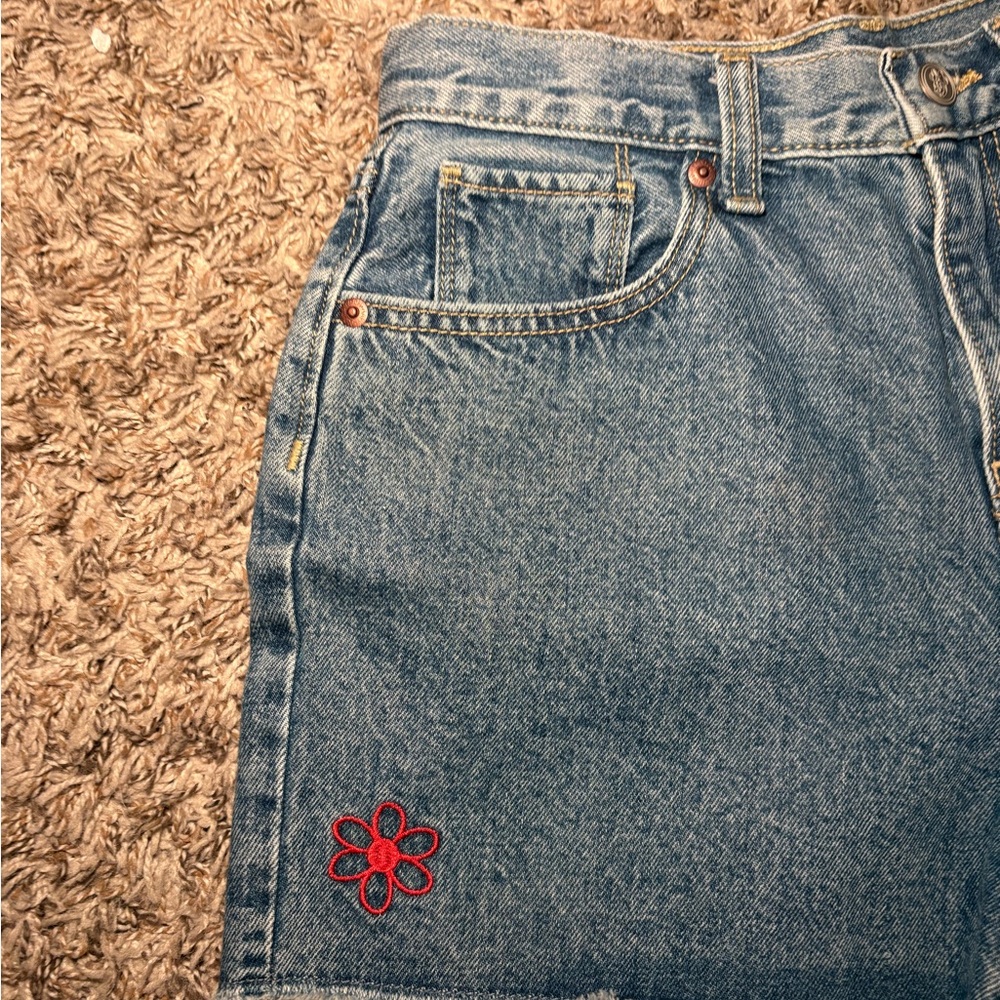 Minnie Mouse Embroidered Denim Shorts - Blue - Picture 3 of 8
